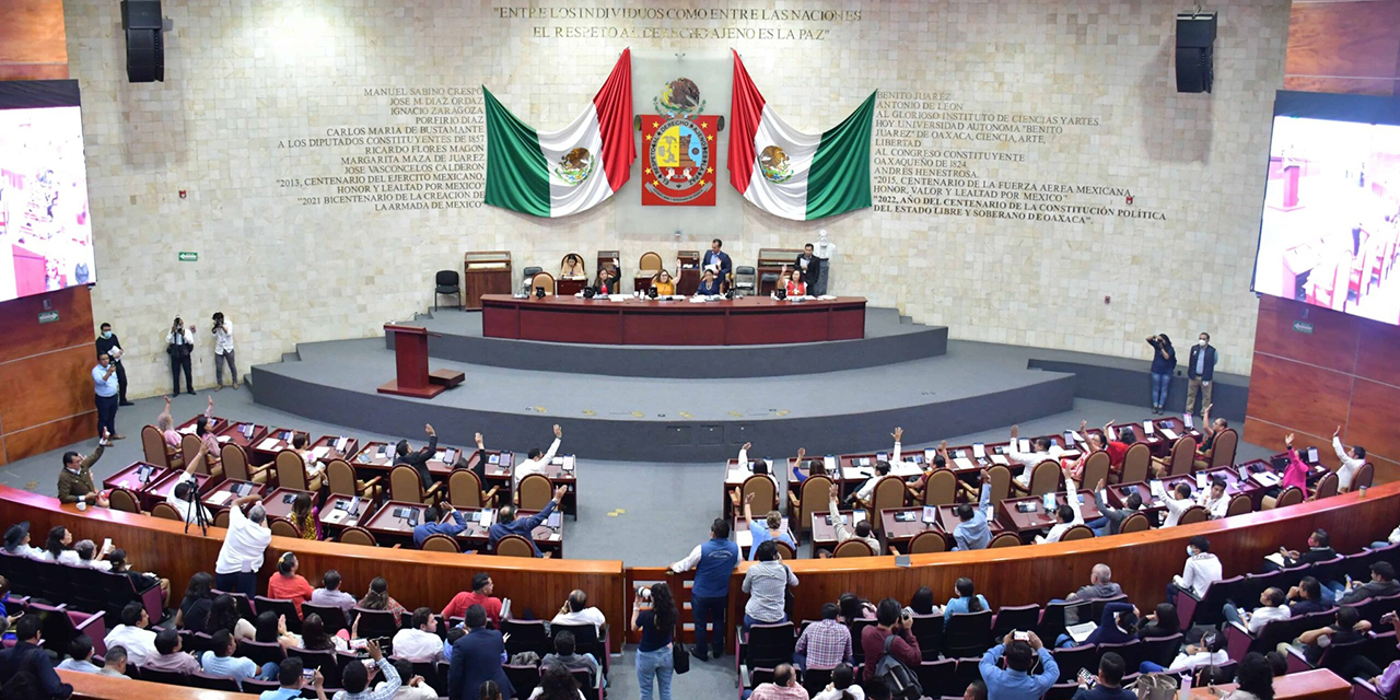 Cojea el Congreso en derecho constitucional; urge comisión revisora | El Imparcial de Oaxaca