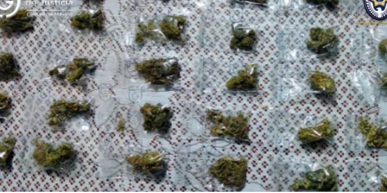 Detienen a tres personas por venta de droga en Coyoacán