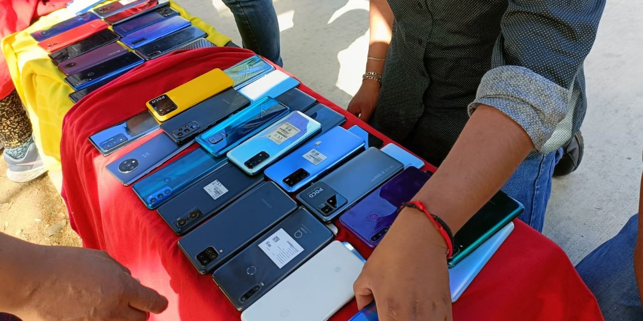 Decomisan celulares en operativo en el Mercado de Abastos | El Imparcial de Oaxaca