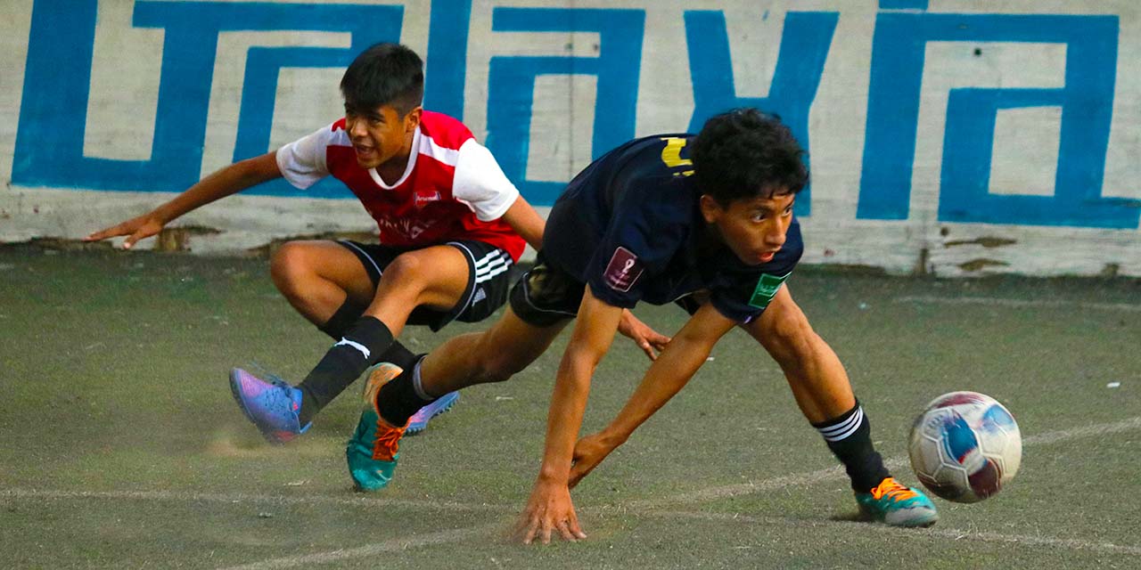 Fotos: Leobardo García Reyes / Con buena respuesta se realizó la Copa Benito Juárez de futbol rápido