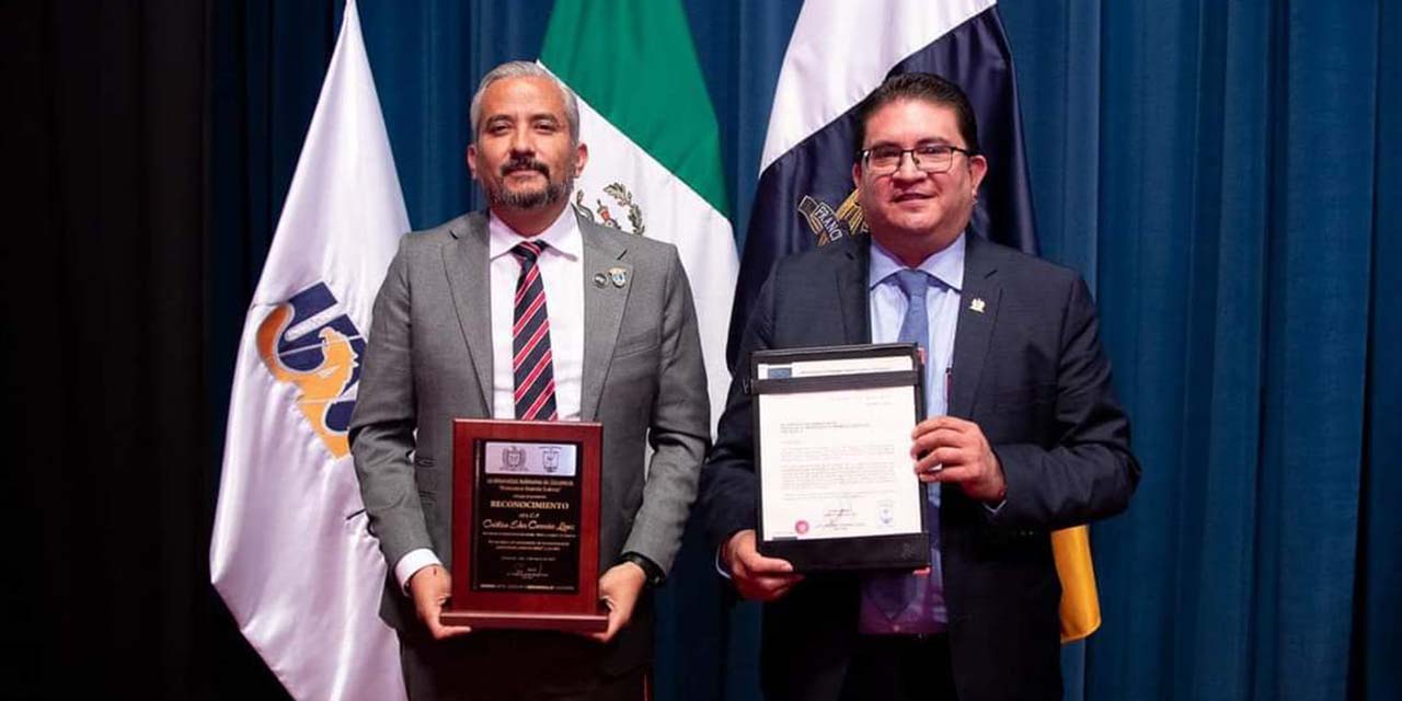 El rector Cristian Carreño López de la UABJO, con su homólogo de la Universidad Autónoma de Zacatecas, Rubén Ibarra Reyes.