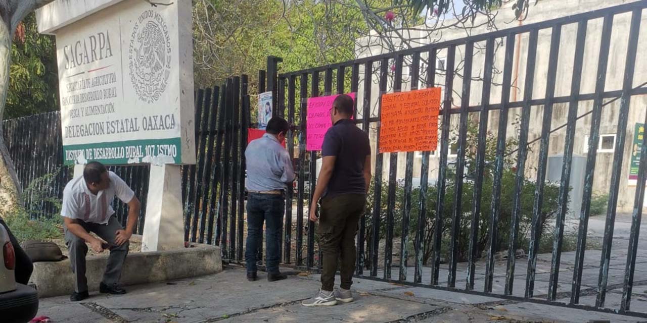Toman oficinas distritales de la SADER en Tehuantepec | El Imparcial de Oaxaca