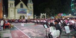 Los músicos interpretaron “El Corrido de Huautla”
