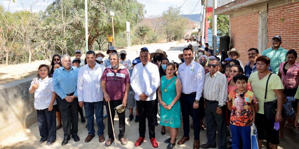 Obras de pavimentación mejoran calidad de vida de las familias en Xoxo | El Imparcial de Oaxaca