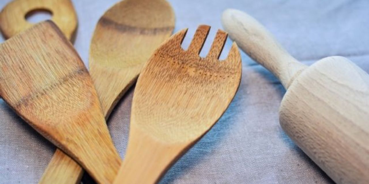 Este es el truco para limpiar las cucharas de madera | El Imparcial de Oaxaca