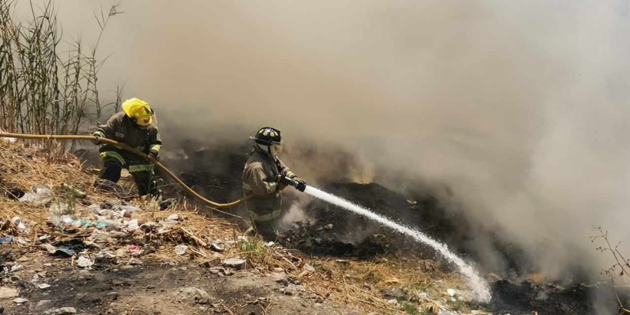 Se incendia basurero clandestino de CATEM en el Atoyac; estiman en 3 mil las toneladas acumuladas | El Imparcial de Oaxaca