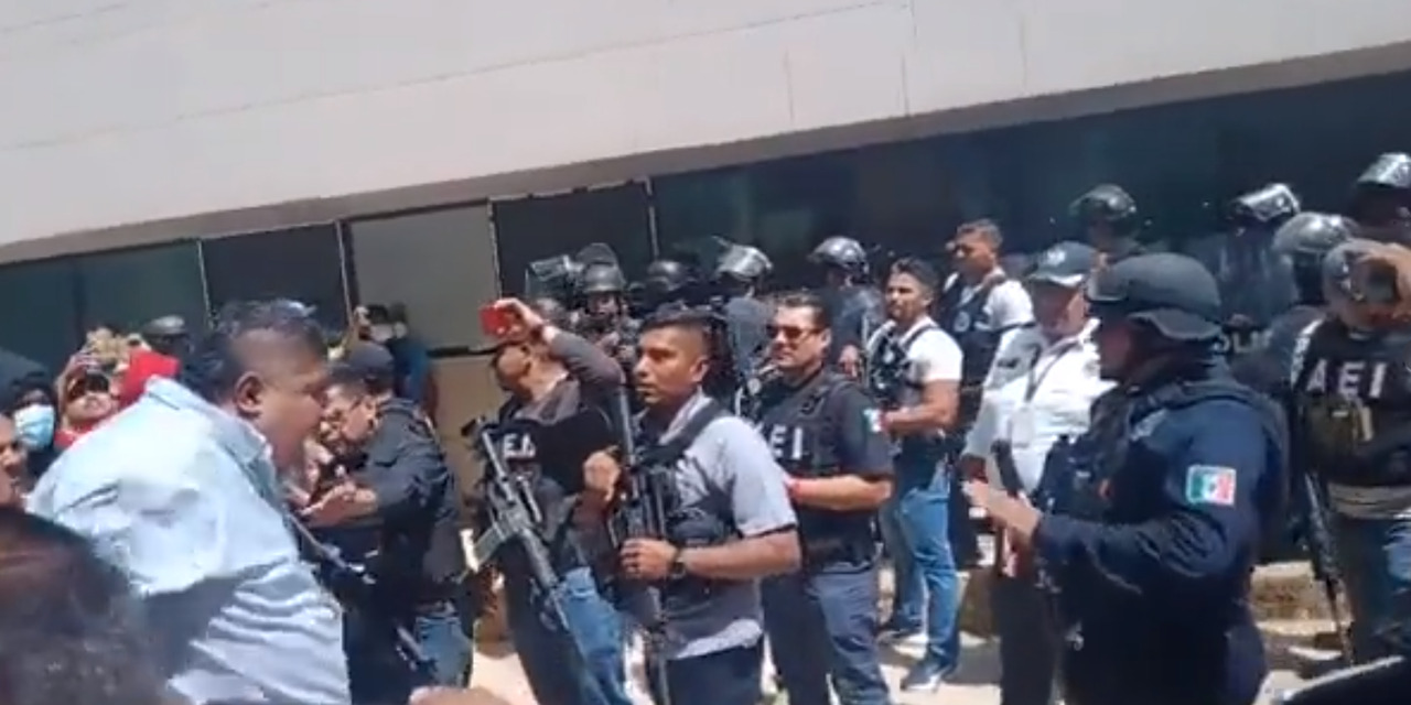 Grupo de sujetos vandalizan instalaciones de Ciudad Judicial | El Imparcial de Oaxaca