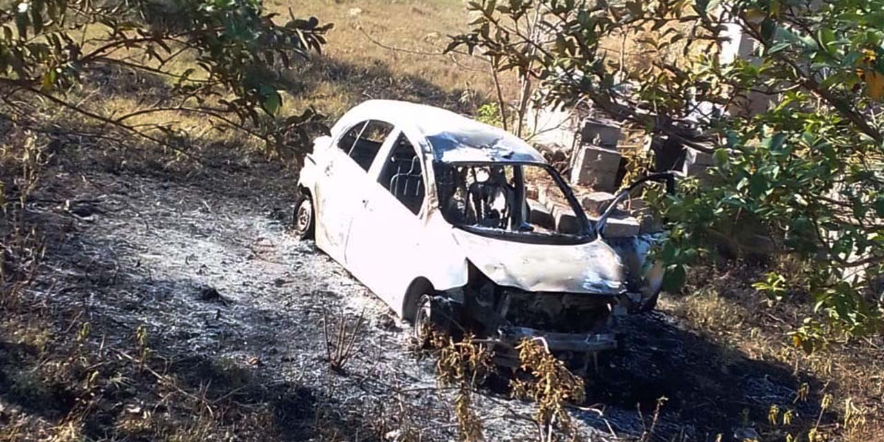 Prenden fuego a un vehículo en la región Triqui | El Imparcial de Oaxaca