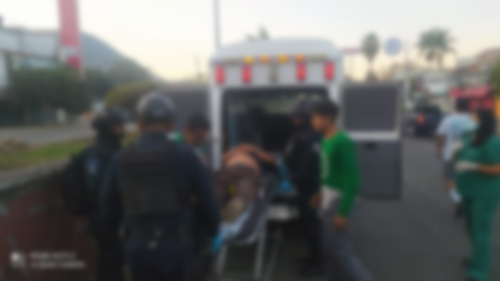 Taxista foráneo  arrolla a motociclista | El Imparcial de Oaxaca