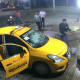 Detienen a 4 por vandalizar taxi del sitio Reforma