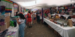 Foto: Lisbeth Mejía / La venta en las “expo ferias”, no son precisamente artesanías las que dominan