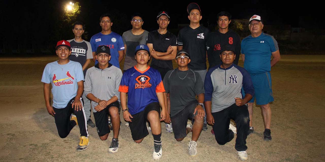 Foto: Hermenegildo Flores / Oaxaca ya participa en el macrorregional en Softbol y Luchas