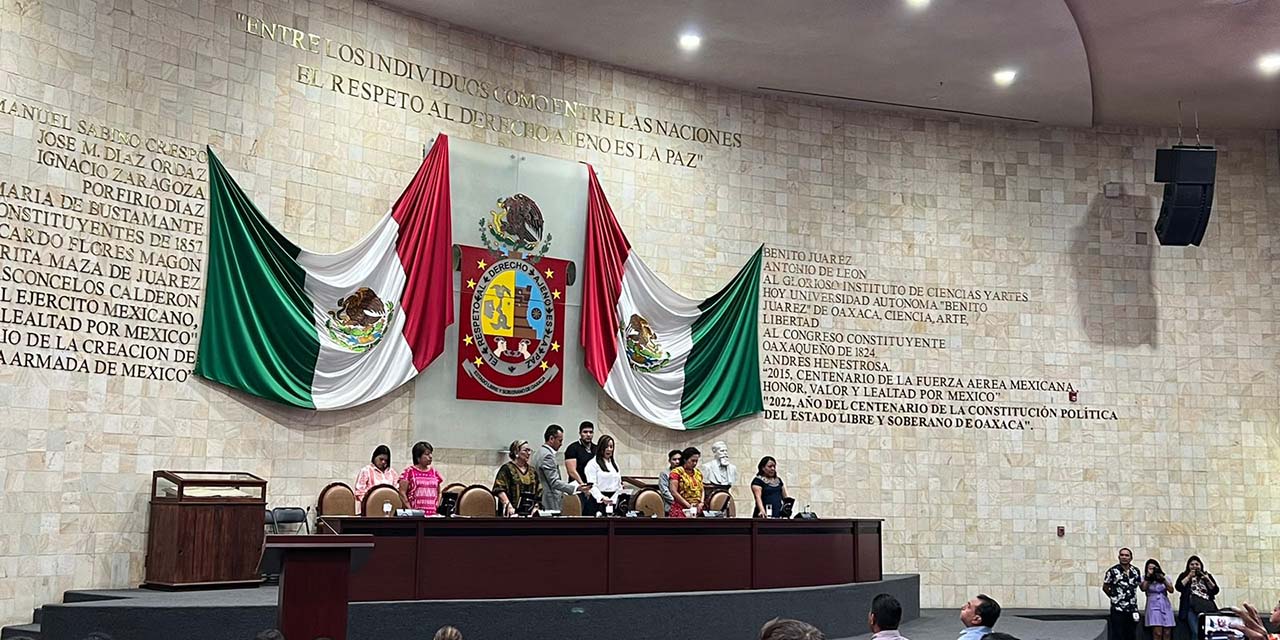 Clausura LXV legislatura primer periodo ordinario de sesiones | El Imparcial de Oaxaca