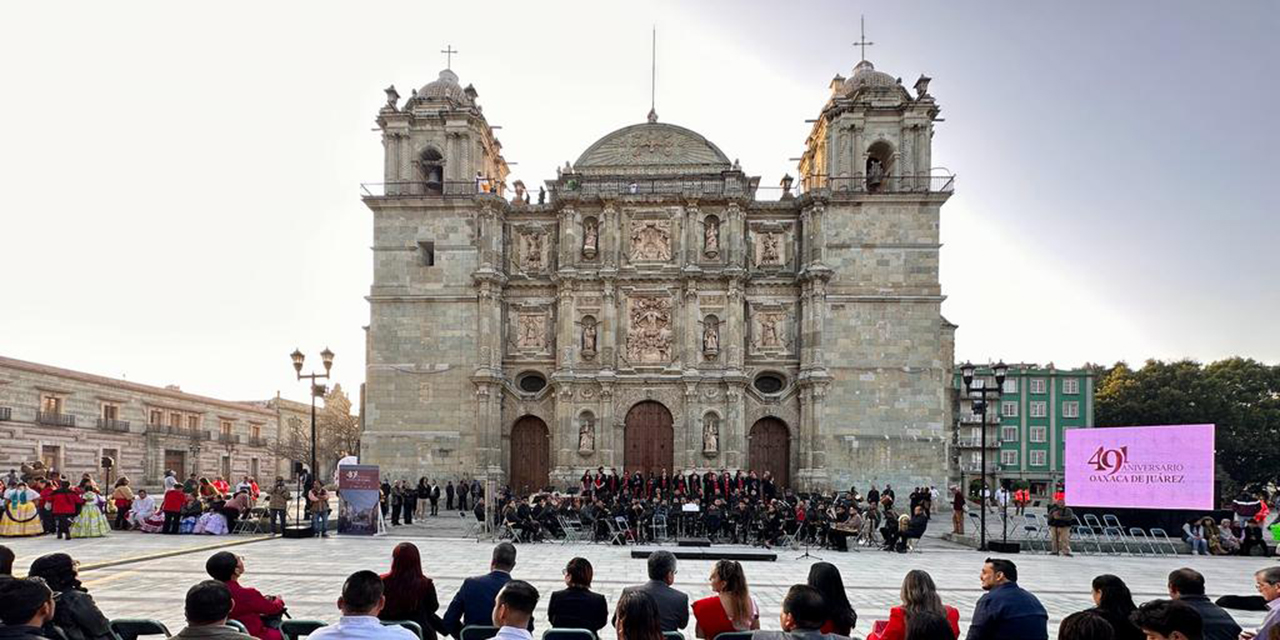 Fotos: Luis Cruz / Los festejos por el 491 Aniversario de la ciudad, en la Alameda de León.