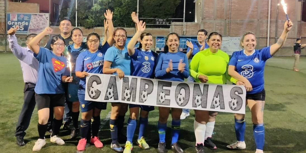 Primer Tribunal Colegiado gana el triangular de futbol | El Imparcial de Oaxaca