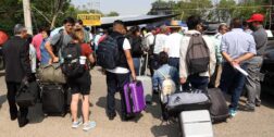 Fotos: Luis Alberto Cruz / Cientos de turistas varados por el bloqueo en el Aeropuerto.