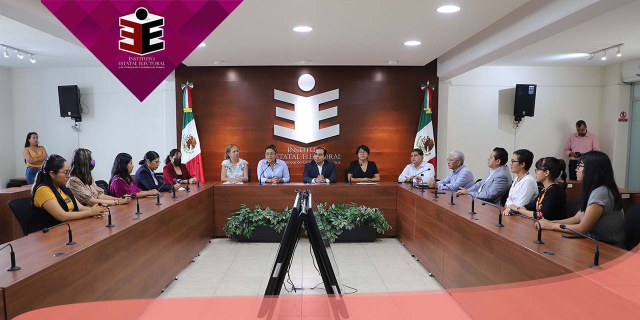 Foto: IEEPCO / Cinco funcionarias electorales se incorporan al Servicio Profesional Electoral Nacional