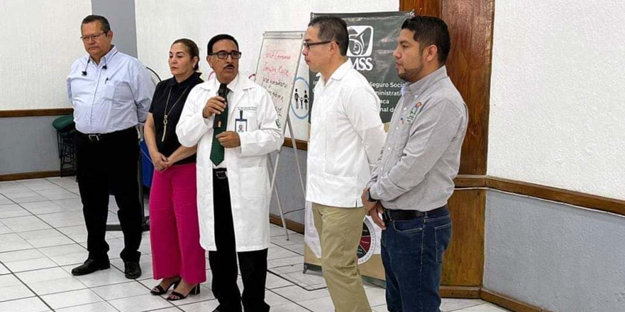 Foto: Cortesía / IMSS Oaxaca realiza el taller “Conformación de Equipos para la Calidad-Liderazgo”.