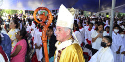 Foto: Adrián Gaytán / La comunidad católica asiste a la XXXII Feria del Seminario Pontificio de la Santa Cruz.