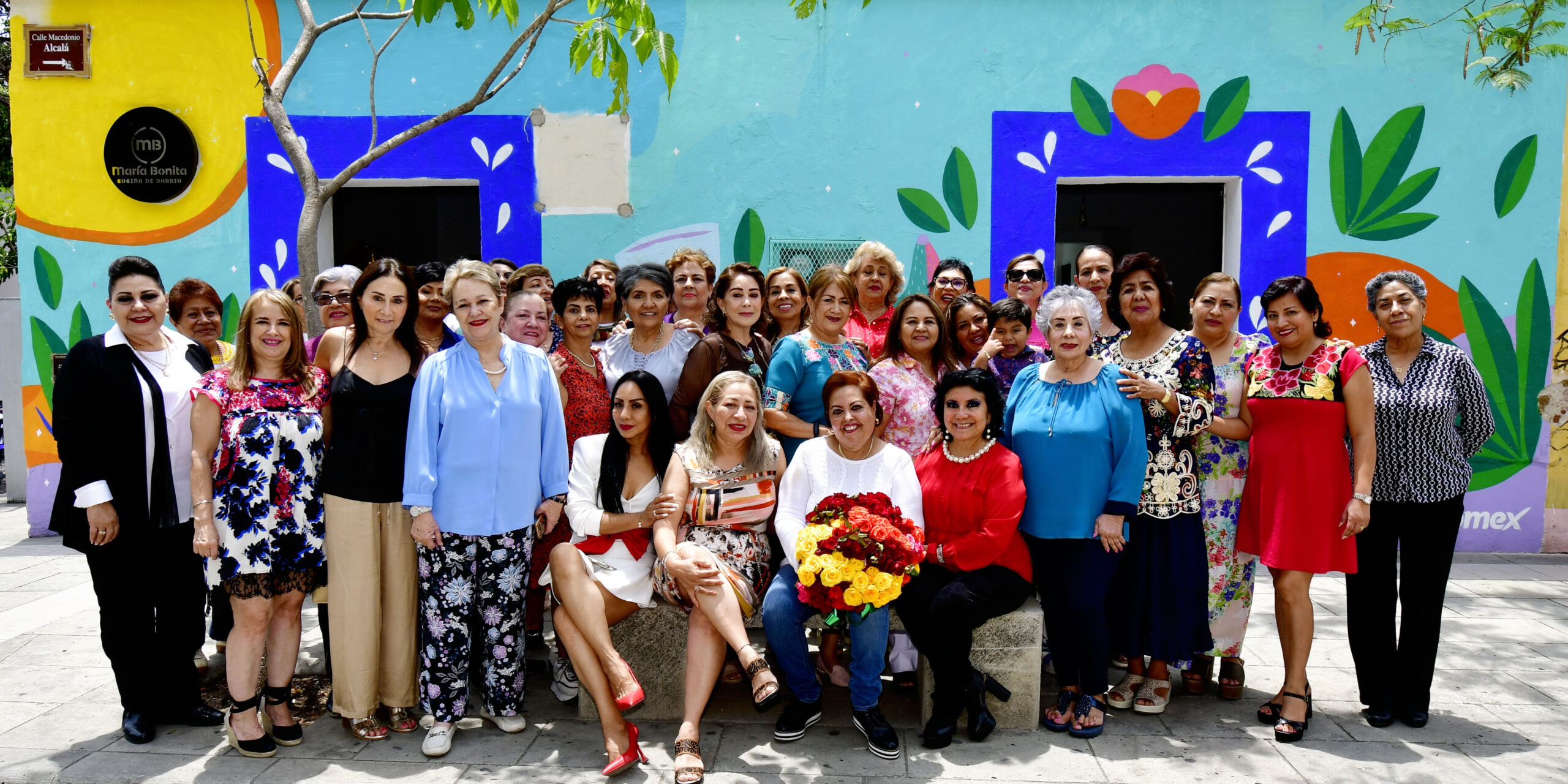 Flores para Ana María en su día | El Imparcial de Oaxaca