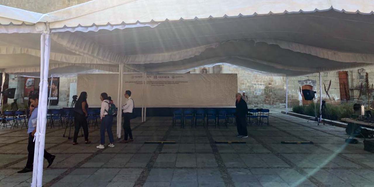 Foto: Redes sociales / La nueva invasión al atrio del Templo de Santo Domingo aconteció el jueves 18 de mayo.