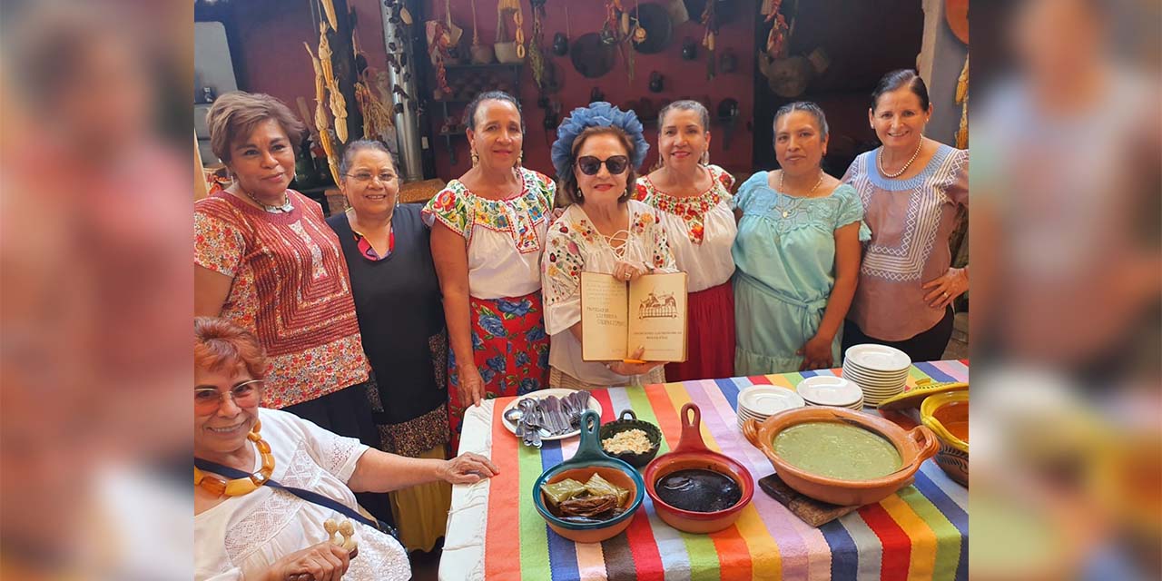 Las cocineras tradicionales de Oaxaca se reunieron en el restaurante de Juana Amaya para compartir sus platillos.