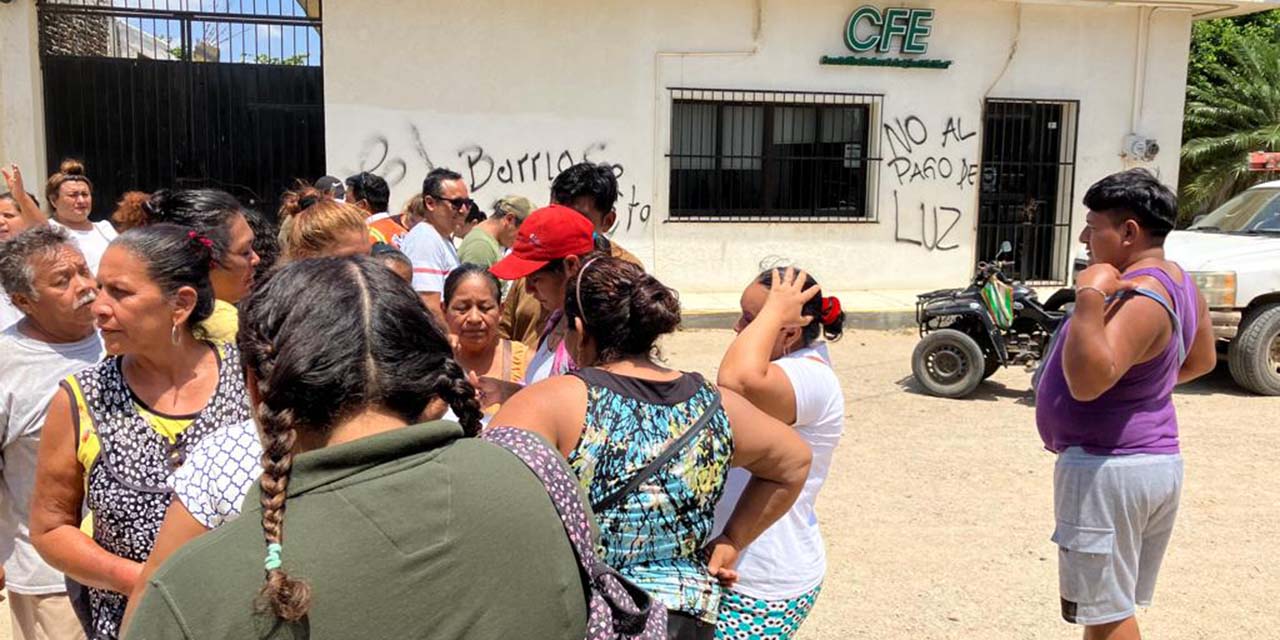 Toman oficinas de la CFE en Unión Hidalgo | El Imparcial de Oaxaca