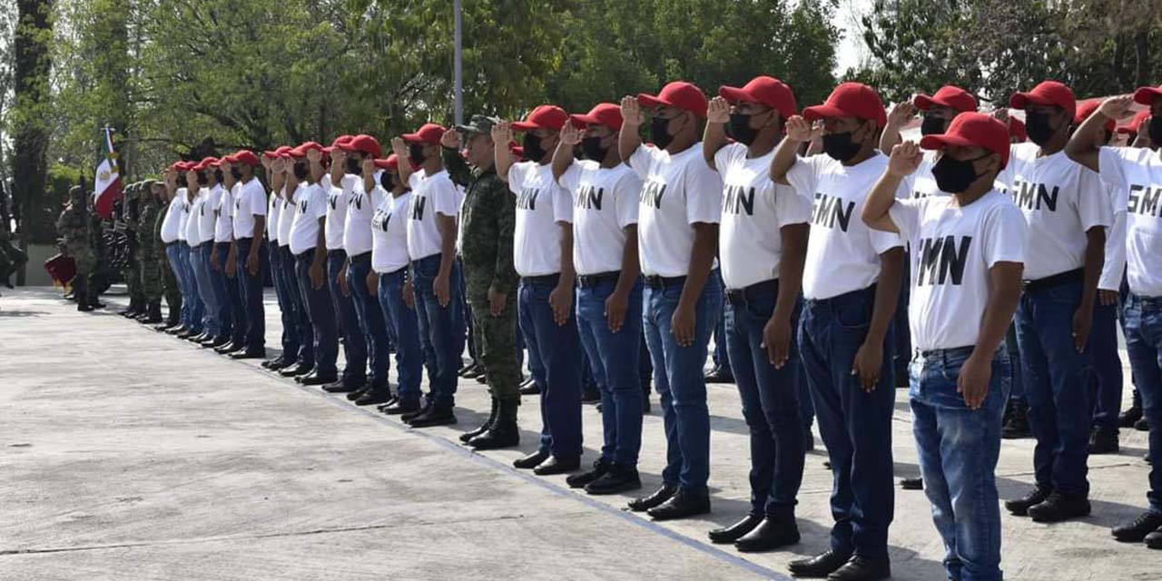 Soldados del SMN refrendan su compromiso para defender a la patria | El Imparcial de Oaxaca