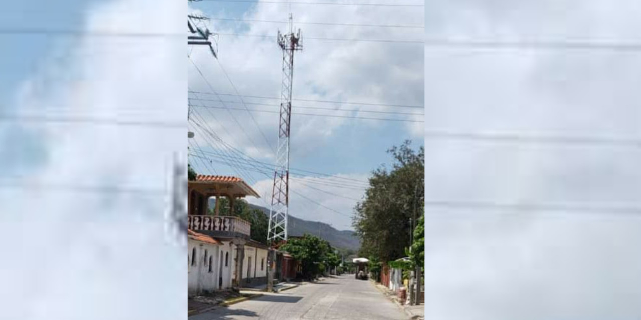 Roban equipo de antena de telefonía en Laollaga | El Imparcial de Oaxaca