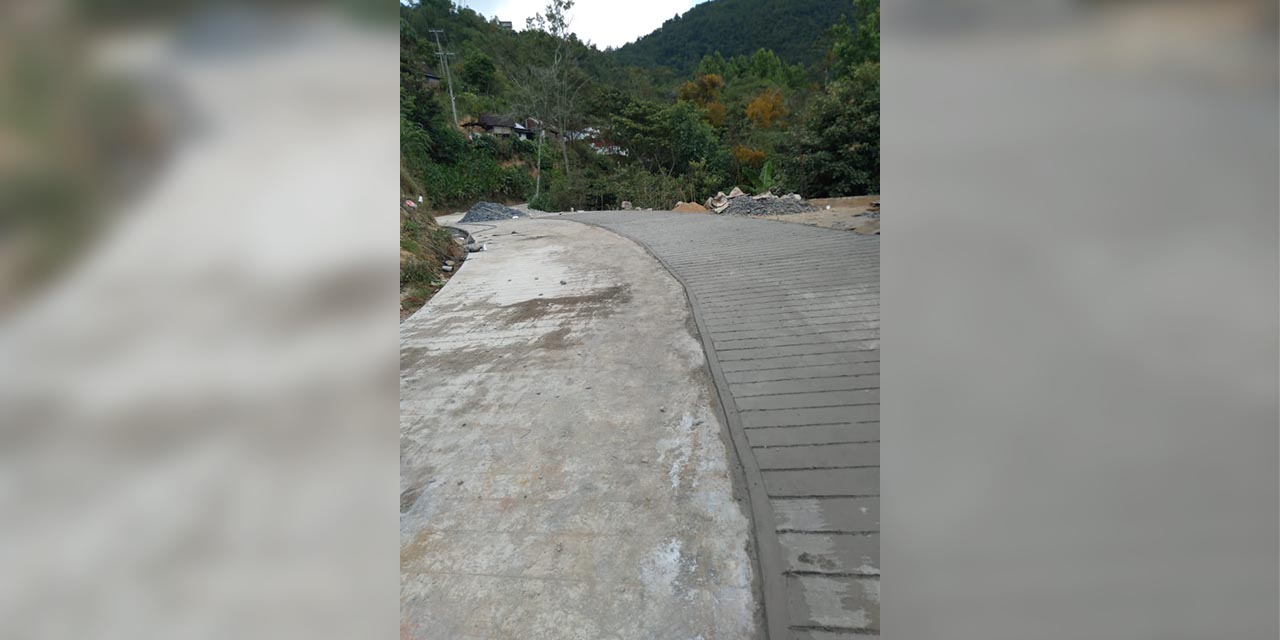 400 metros de concreto hidráulico para Loma Chilar, Huautla.