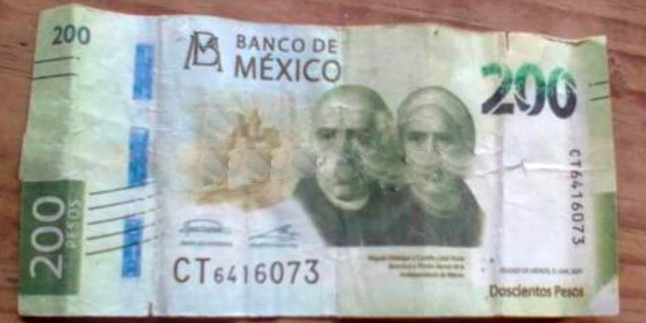 El billete de 200 pesos resultó ser falso; el afectado no se percató de ello al recibirlo.