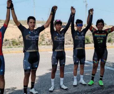 La escuadra Juquilita Ciclyng Team dominó el ciclismo de ruta.