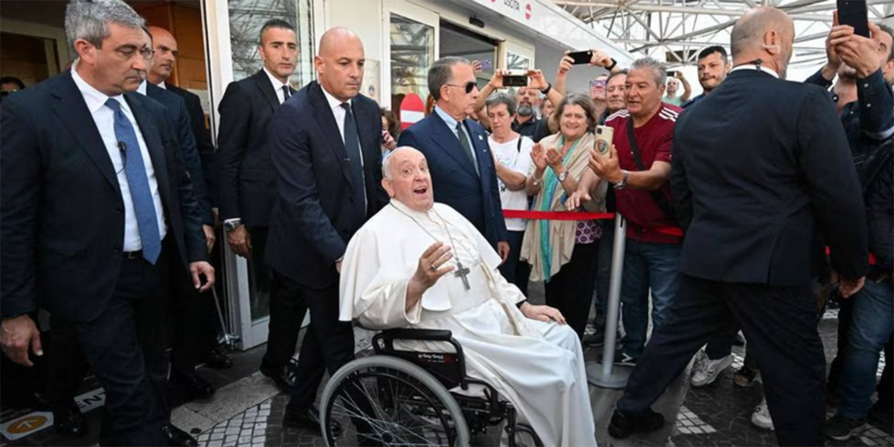 Papa Francisco sale del hospital tras operación abdominal | El Imparcial de Oaxaca