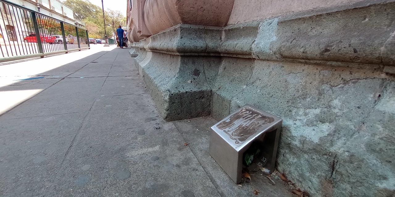 Foto: Lisbeth Mejía Reyes / Vandalismo con los códigos QR que brindaban información al visitante a la ciudad.
