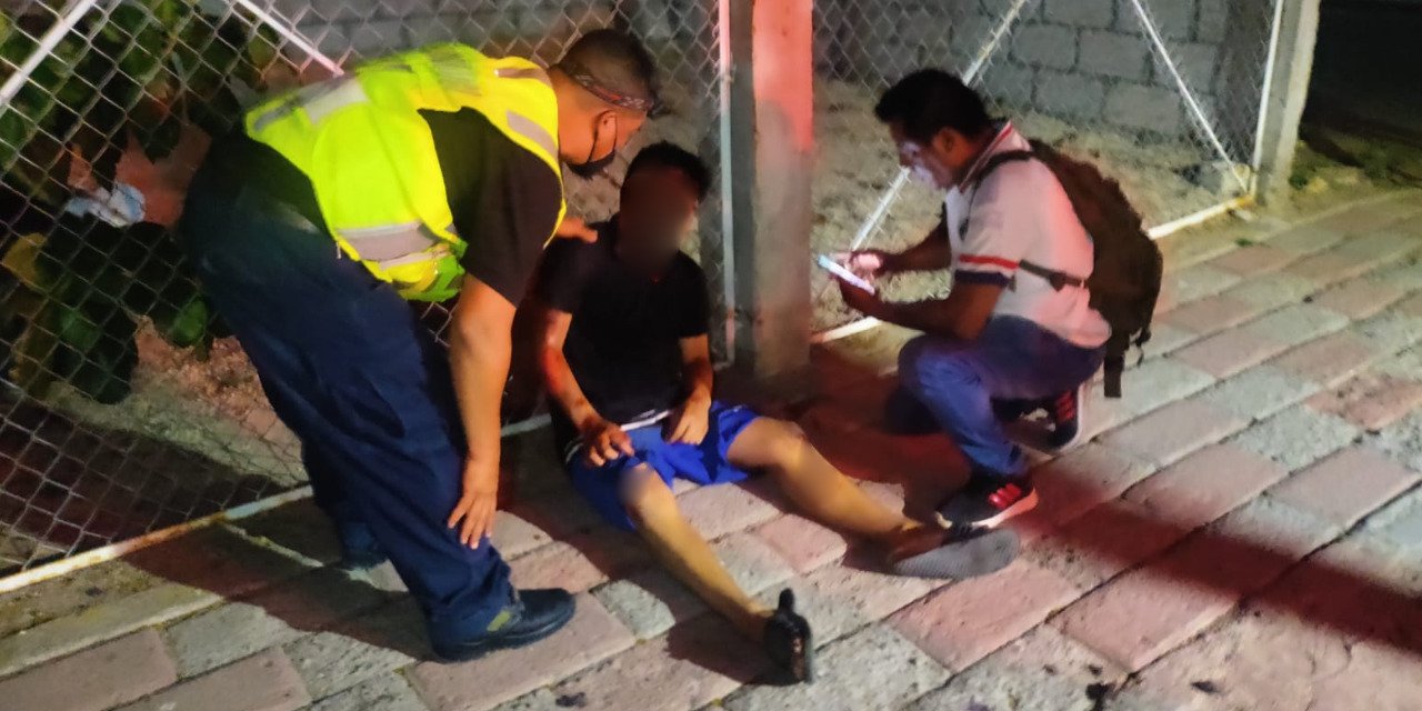 Al filo de la muerte tras derrapar en su moto en Ixtepec | El Imparcial de Oaxaca