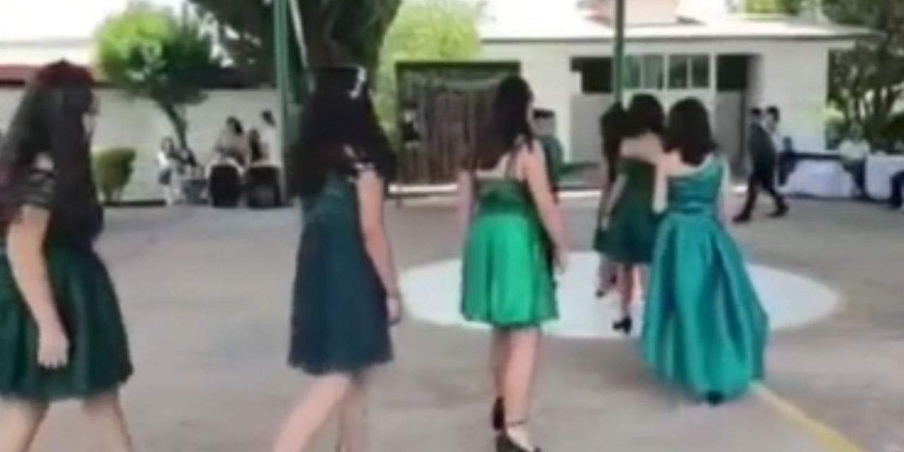 ¿Y Tiempo de Vals? Alumnos eligen canción de Peso Pluma como baile de graduación | El Imparcial de Oaxaca
