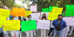 Fotos: Luis Cruz y Adrián Gaytán / Estudiantes de Medicina y padres de familia se manifestaron contra la URSE.