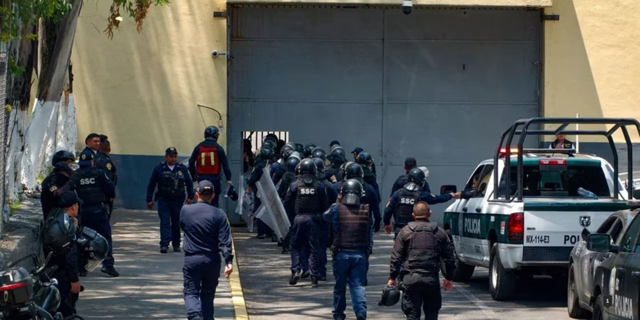 Motín en Reclusorio Oriente deja 8 descalabrados, cuatro son policías | El Imparcial de Oaxaca