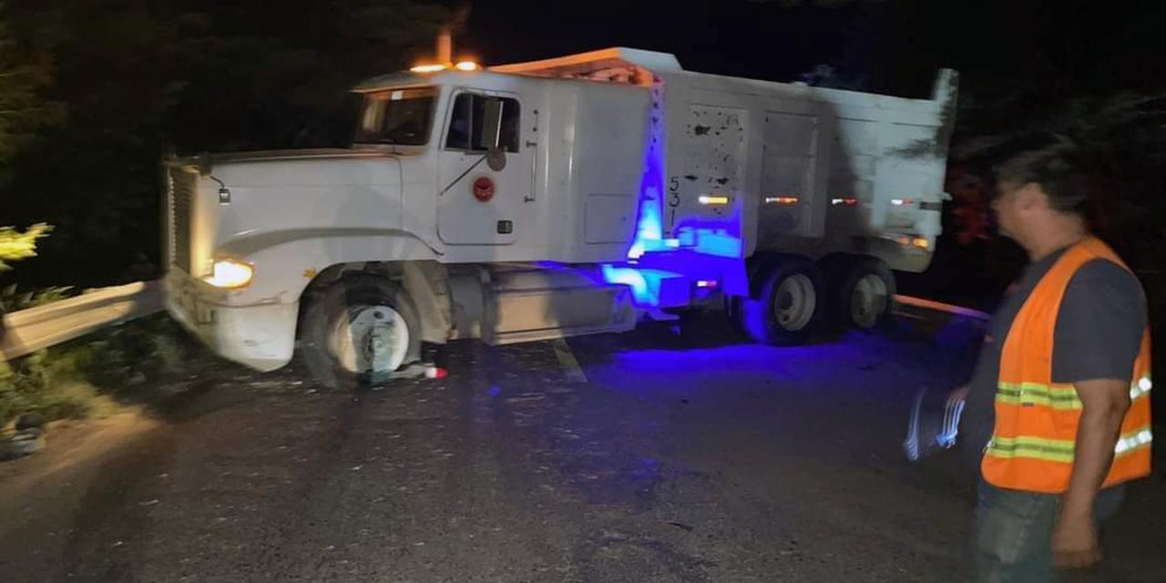 Accidente en Morro Mazatán deja daños | El Imparcial de Oaxaca
