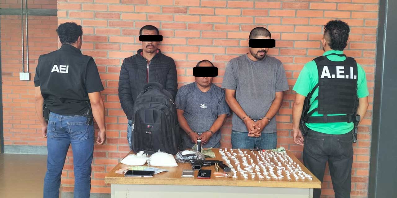 Detienen a tres con armas y cristal en Zenzontepec