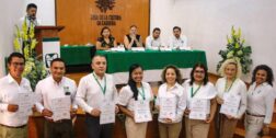 Reconoce IMSS Oaxaca a instructores