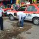 Taxistas de Matías Romero vuelven a tapar baches