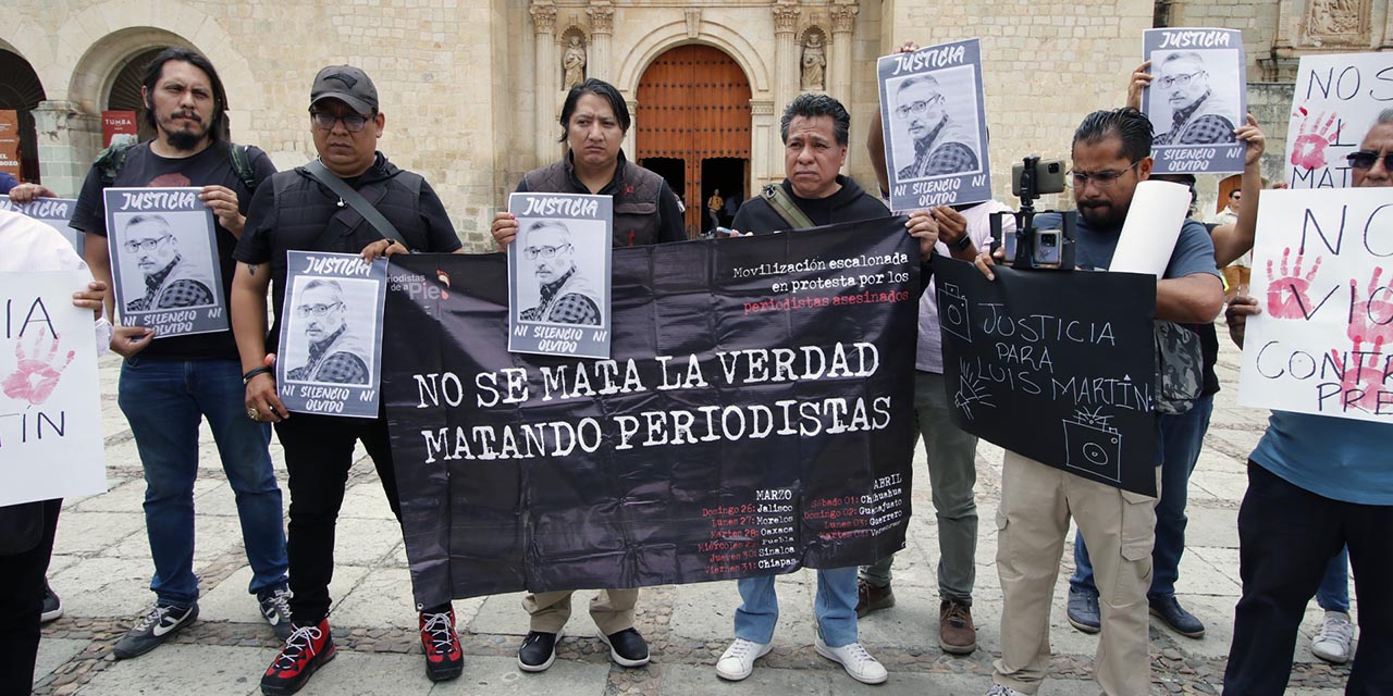 Foto: Adrián Gaytán / Se manifestaron en la explanada del templo de Santo Domingo.