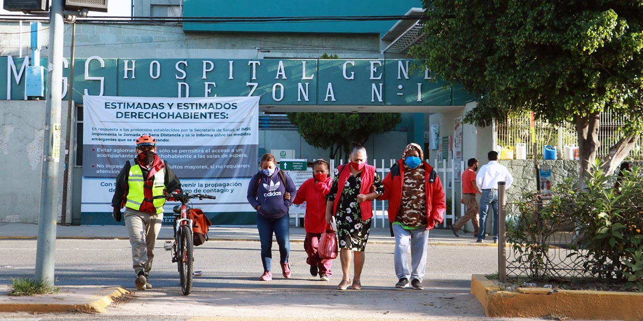 Foto: Adrián Gaytán / Con la desaparición del Seguro Popular y el crecimiento del trabajo informal, más de 2 millones de oaxaqueños se han quedado sin servicios médicos.