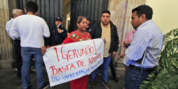 Foto: Adrián Gaytán / Denunciaron que el dirigente del Frente Amplio de Lucha Popular (FALP), Gervacio Martínez, los pretende despojar de sus tierras.