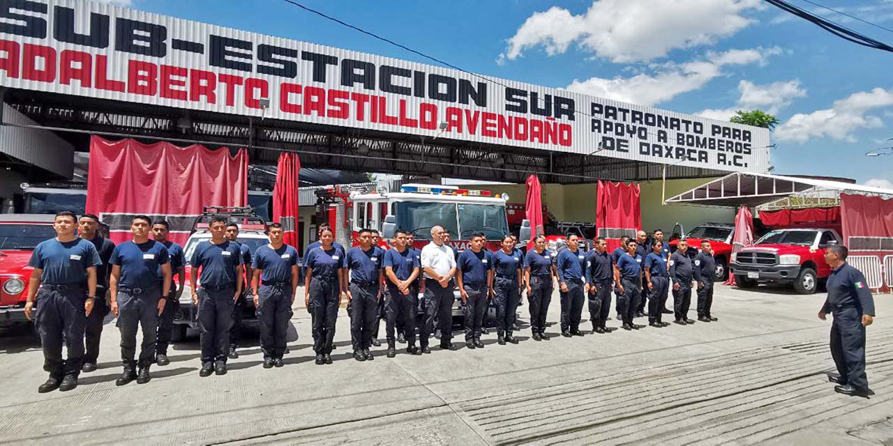 Foto: Jesús Santiago / El personal de bomberos de la Estación Sur.