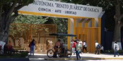 Foto: Luis Alberto Cruz / Facultades, escuelas e institutos de la UABJO iniciaron con el nuevo ciclo escolar.
