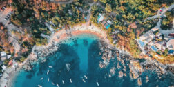 Puerto Escondido con vista del drone.
