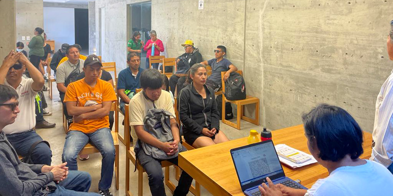 Samuel Centeno, seguirá al frente de la Aodecidevi | El Imparcial de Oaxaca