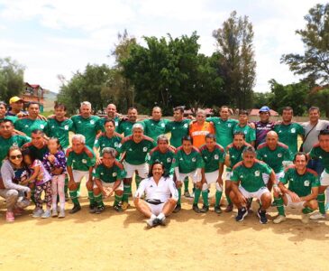 Fotos: Leobardo García Reyes / Cementerito es el campeón de la categoría Clásicos de la Liga Solidaridad.